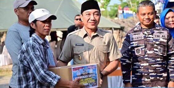 Peringati HUT Kodaeral III, Lanal Lampung dan Pemkab Lampung Selatan Hadirkan Pelayanan Kesehatan Gratis dan Baksos di Dermaga Bom