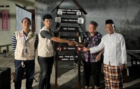 Dorong Budaya 3R Berbasis Teknologi, KKL-PPM Universitas Malahayati Kenalkan AI Barcode untuk Edukasi Sampah