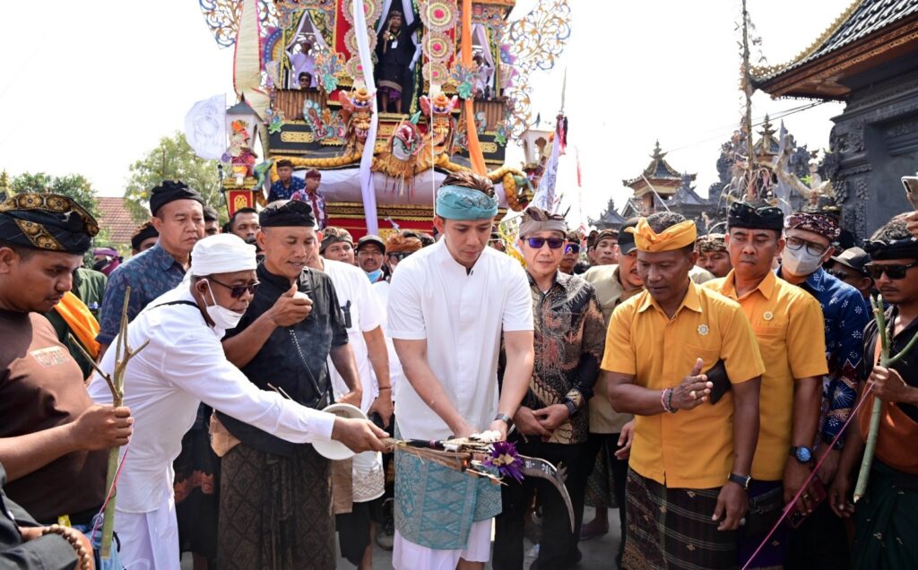 Ngaben Massal Balinuraga Digelar Megah, 270 Sawa Diantar dalam Tradisi Suci yang Gerakkan Ekonomi Warga