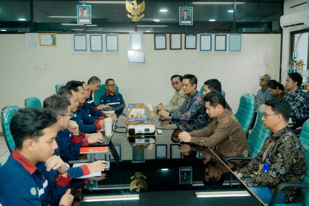 Hari Pelanggan Nasional, PLN UP3 Metro Perkuat Keandalan Listrik untuk Industri Fermentech